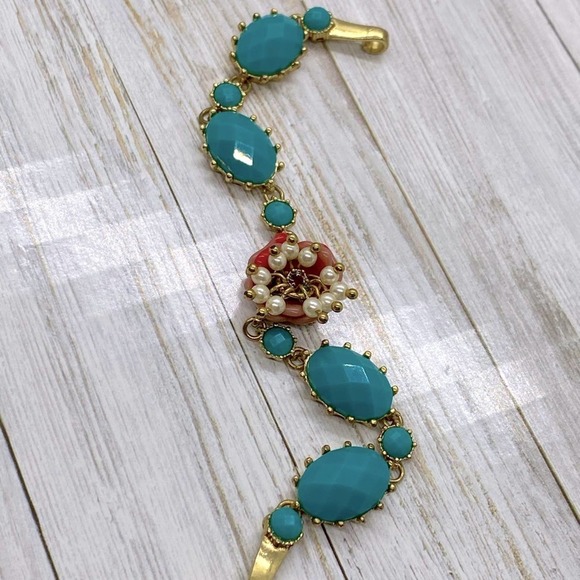 NEW Attic Treasure Beaded Bracelet - Picture 8 of 10